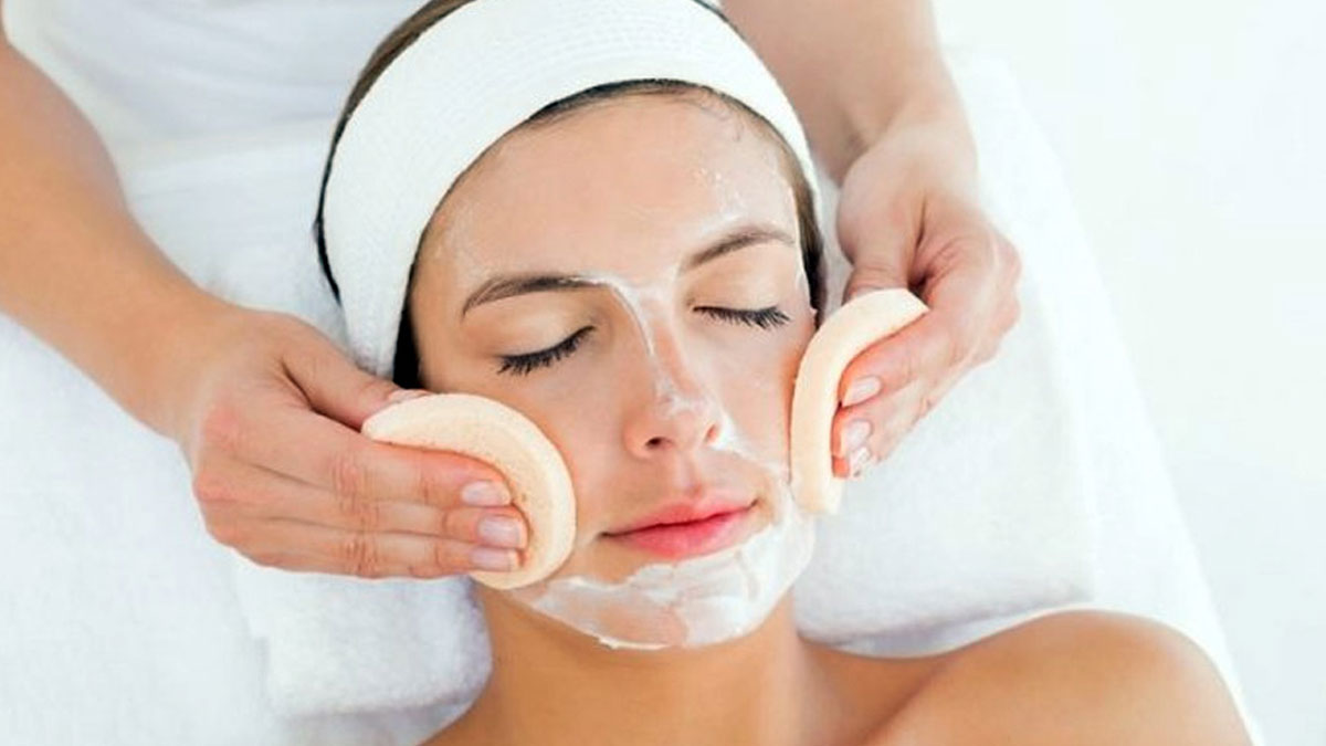 پاکسازی پوست در شیراز