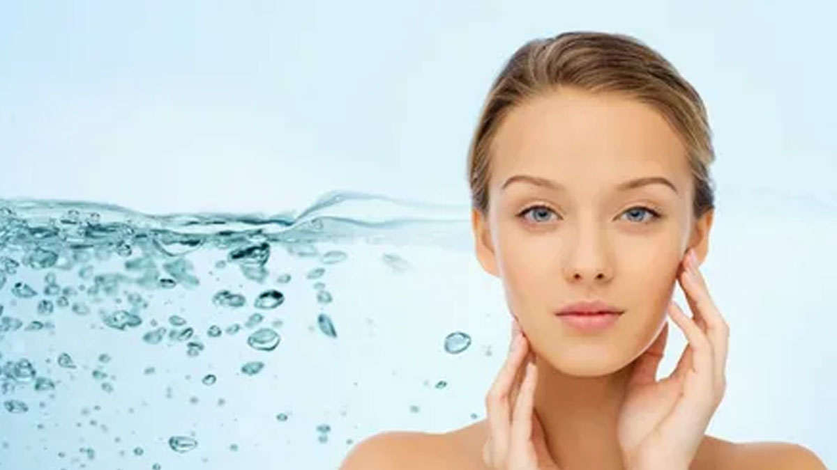 معرفی ۱۰ دکتر برتر آبرسانی پوست (هیدرودرمی) در شیراز